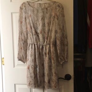 White House, Black Market Beautiful